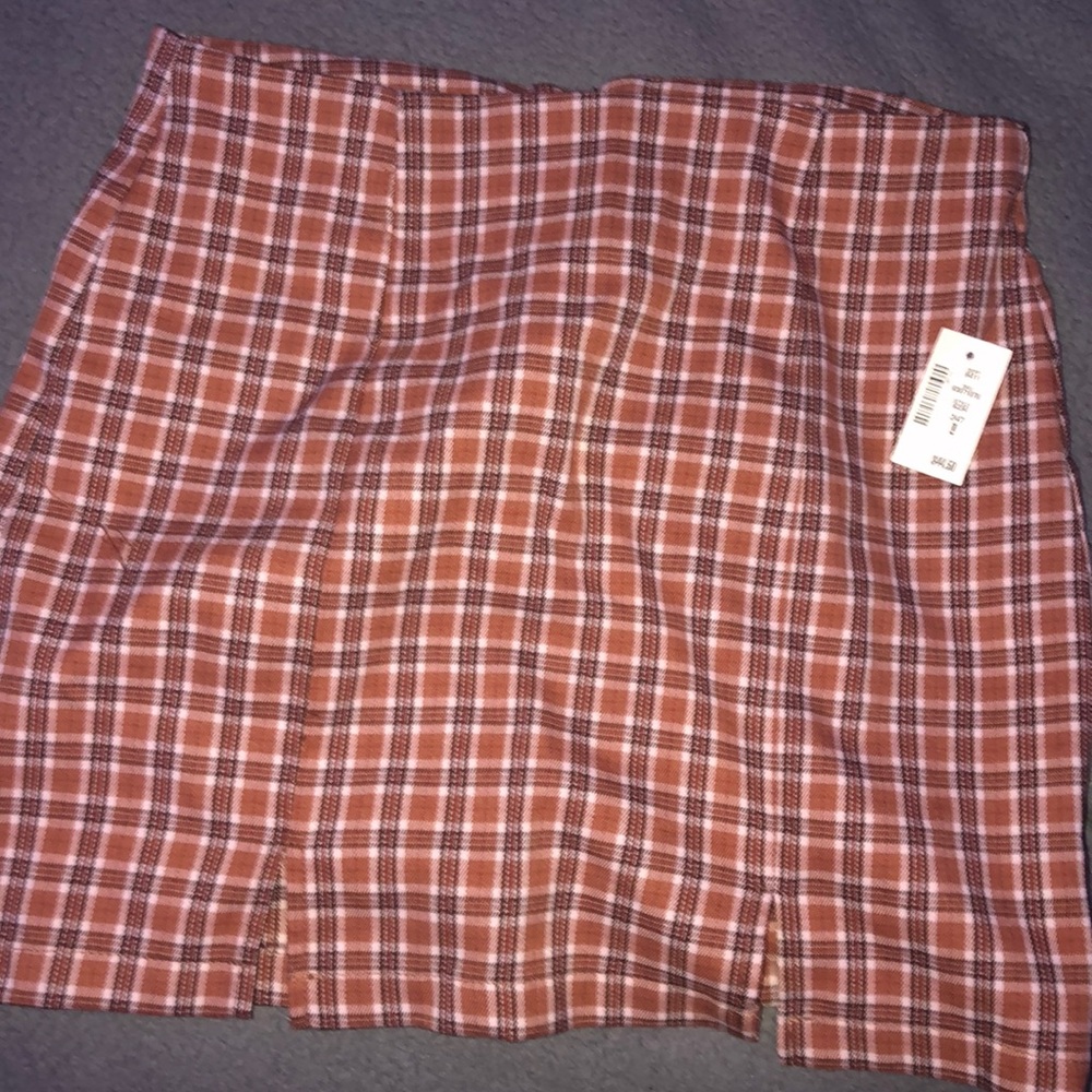 Plaid Notched - Hem Skirt
